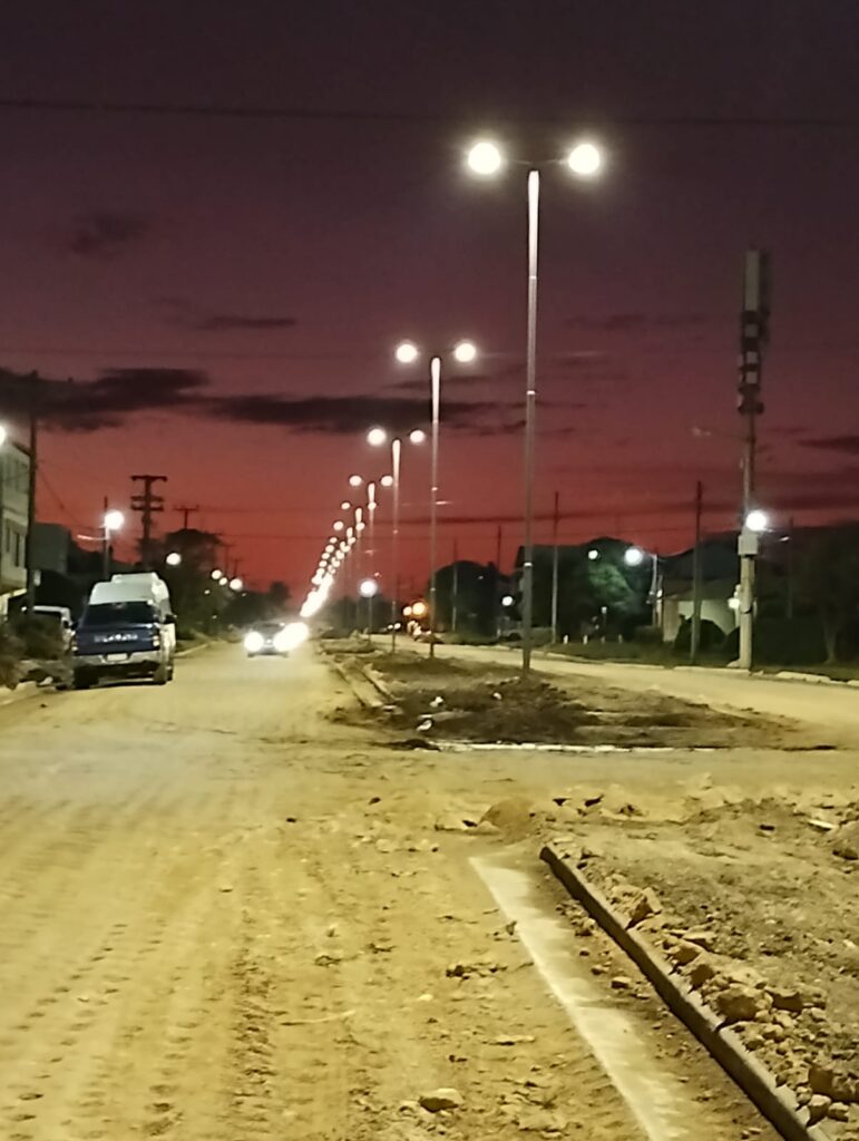 Av. 37: nuevas luminarias