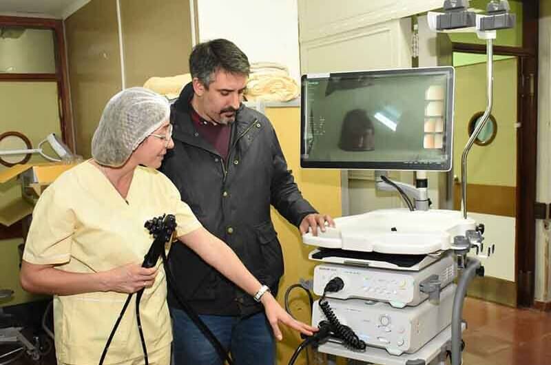 Adquirimos una torre de endoscopia y una caja de instrumental para cirugía videolaparoscopica