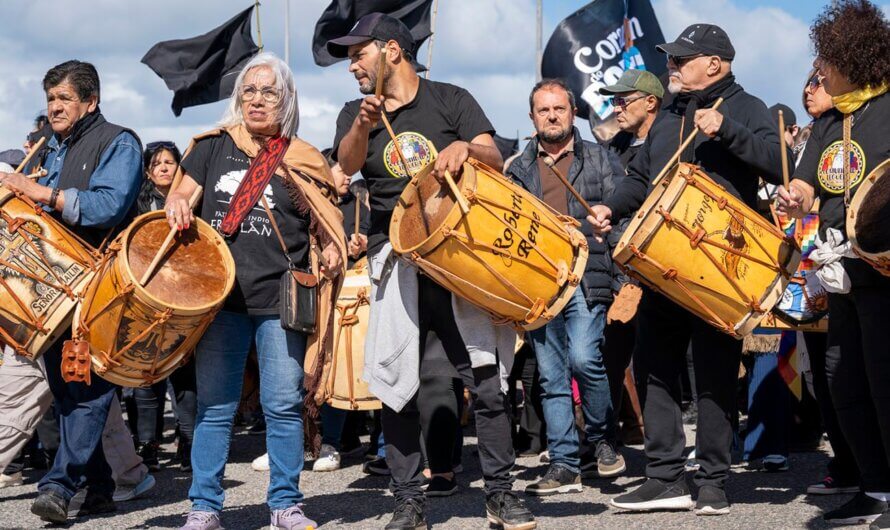 2° Marcha de los Bombos en el Mar